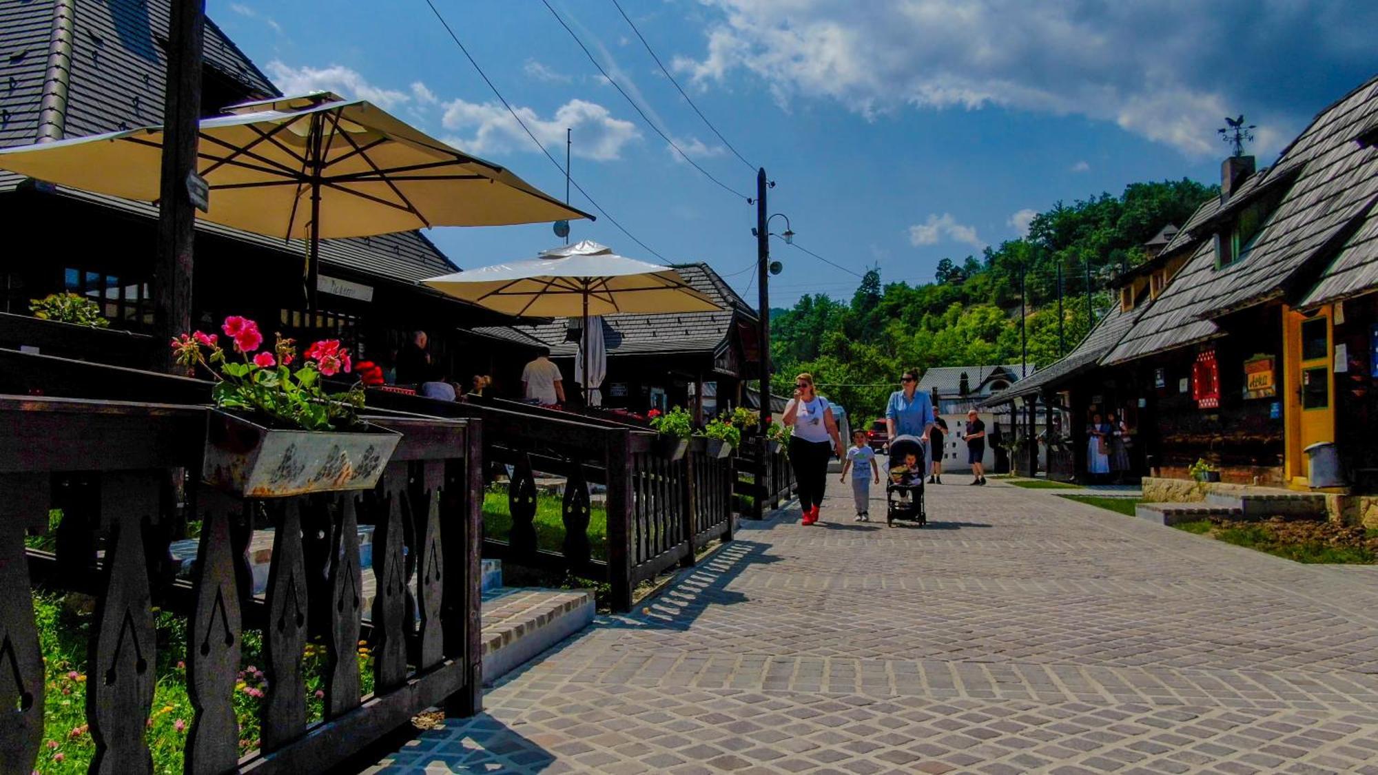 Mecavnik Resort Mokra Gora Exterior photo